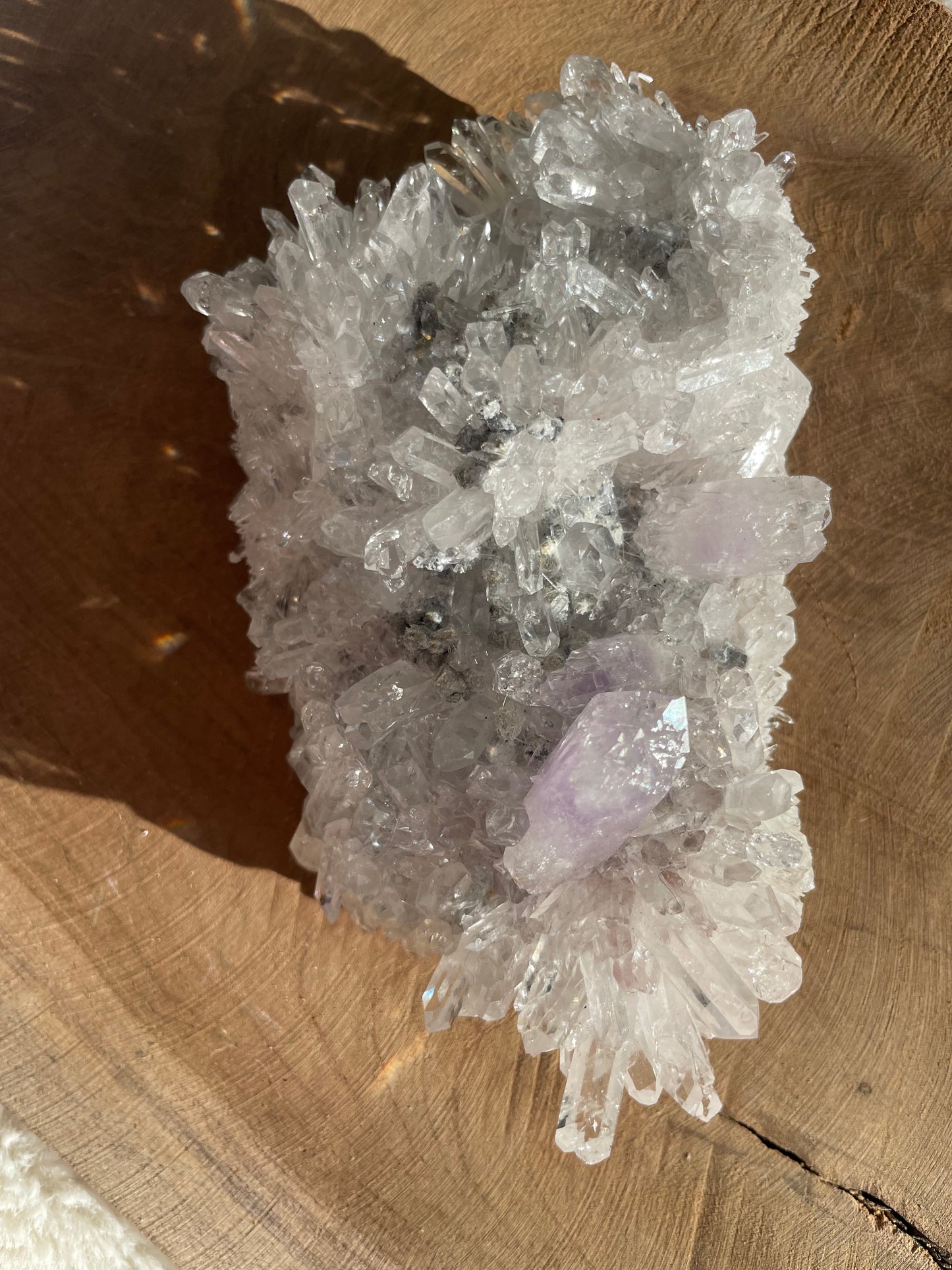 Quartz & inclusions d'améthyste brut